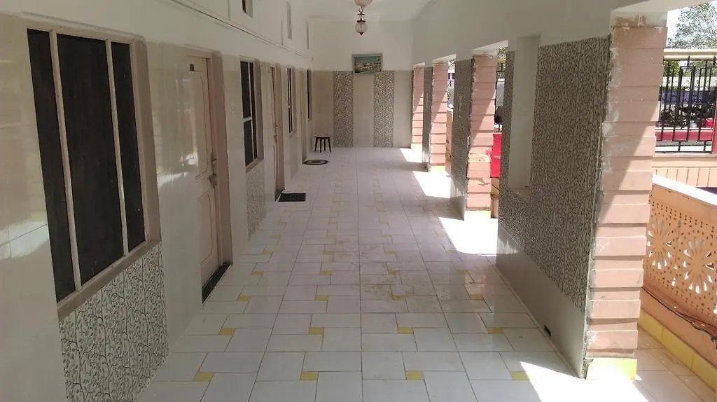 Hotel Pratap Palace Agra