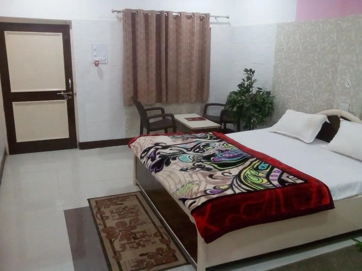 Hotel Pratap Palace Agra   Agra (Uttar Pradesh)